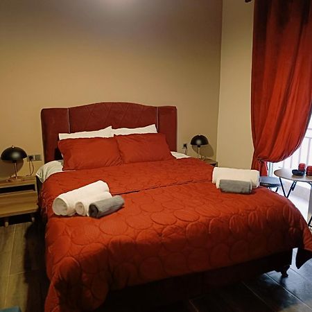 Majestik Room Kavala Eksteriør billede